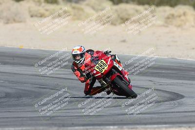 media/Dec-07-2025-CVMA (Sun) [[3e7d2de5dc]]/Race 9-Formula UL Shootout/